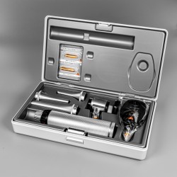 Kit Otoscopio y oftalmoscopio Heine G-148/4 USB+TR